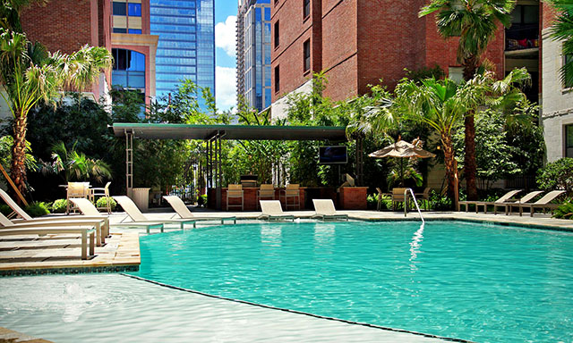 500 Crawford Apartments Downtown Houston Pool View