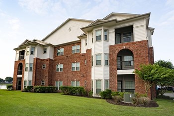 Pearland Apartment Westlake